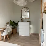 Chez Gustave T2, 4 Min Place Ducale Charleville-Mézières