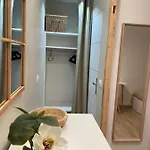 Apartmán Chez Gustave T2, 4 Min Place Ducale *