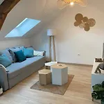 Chez Gustave T2, 4 Min Place Ducale Apartmán