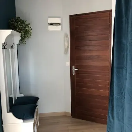 아파트 Chez Gustave T2, 4 Min Place Ducale