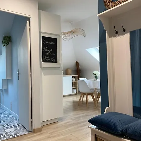 Chez Gustave T2, 4 Min Place Ducale 아파트 *